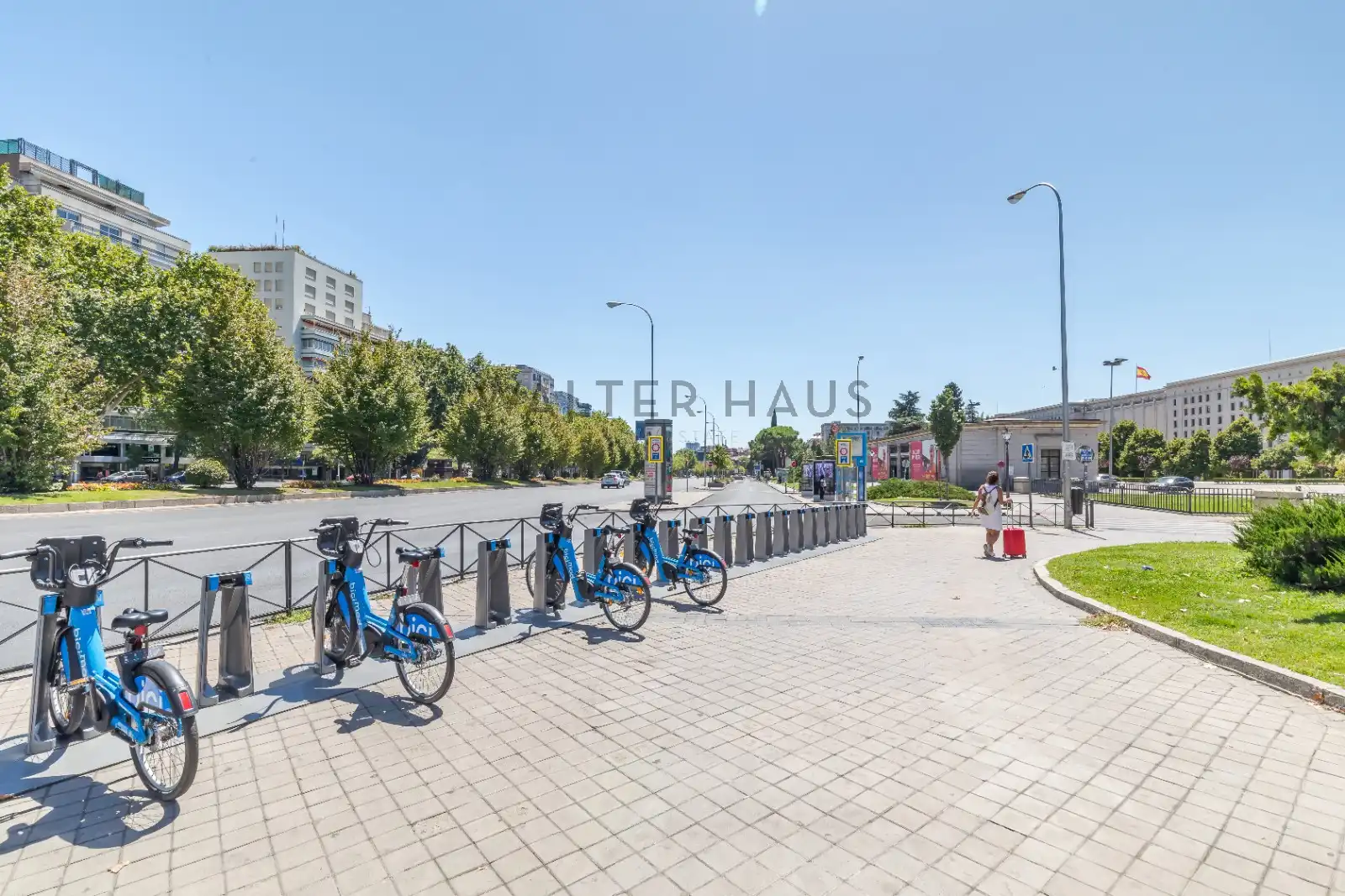 Parking de Piso en venta en Madrid con Aire acondicionado, Calefacción y Terraza