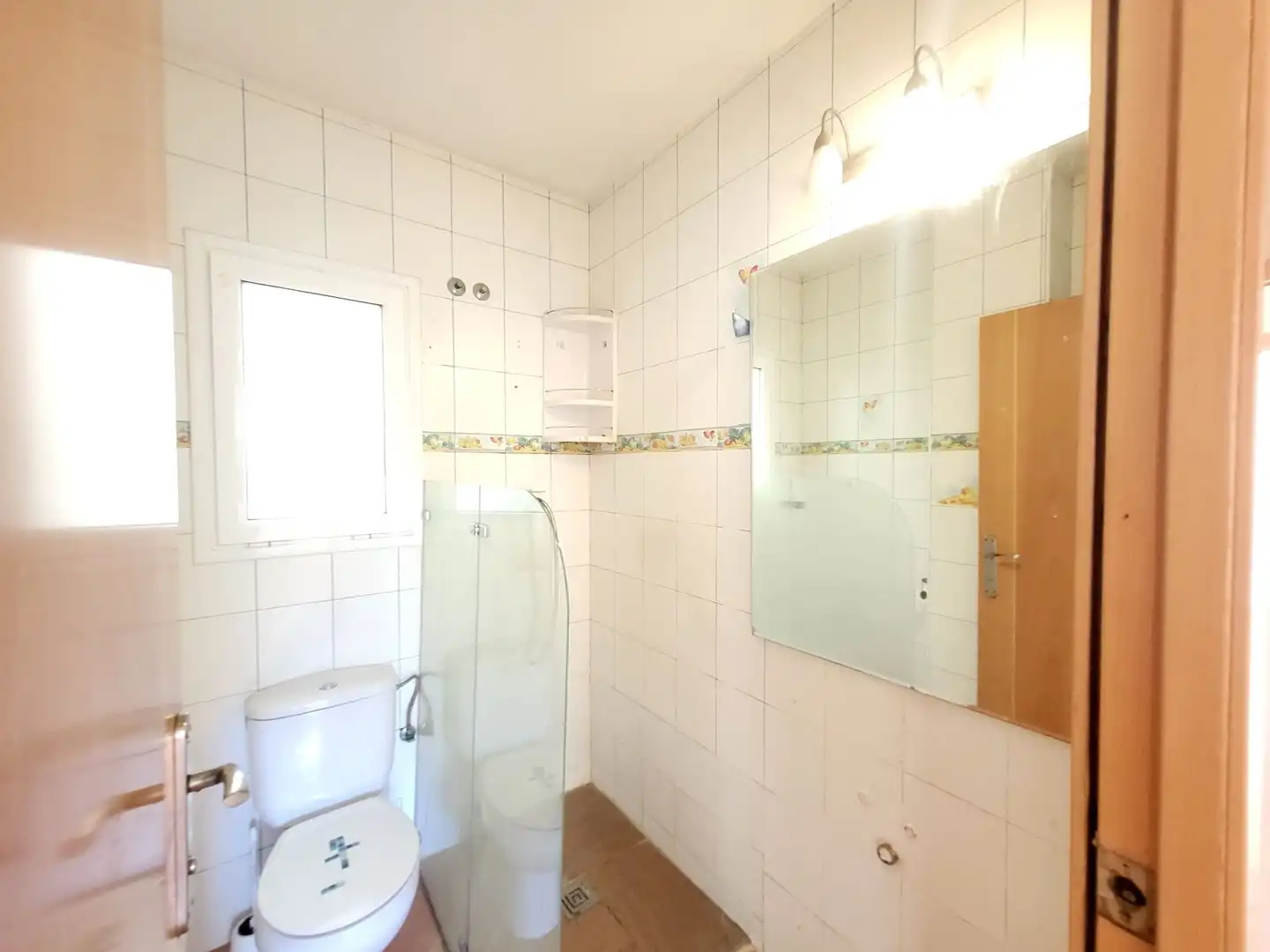 Baño de Piso en venta en Esparreguera con Calefacción, Terraza y Trastero