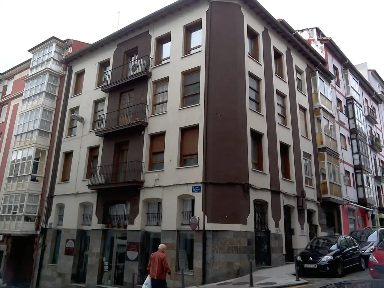 Flat with terrace for sale in Calle Cardenal Cisneros 19
