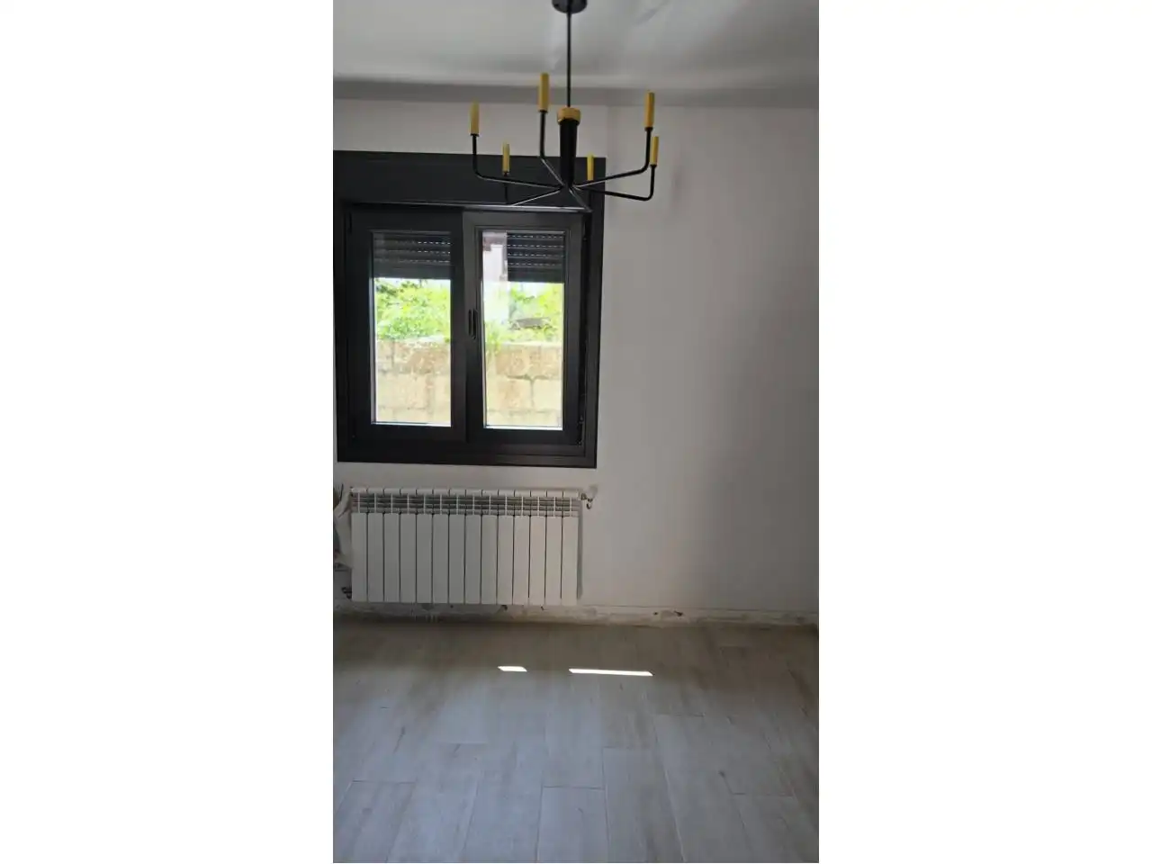 Habitación de Casa adosada en venta en Vilagarcía de Arousa con Calefacción, Terraza y Amueblado