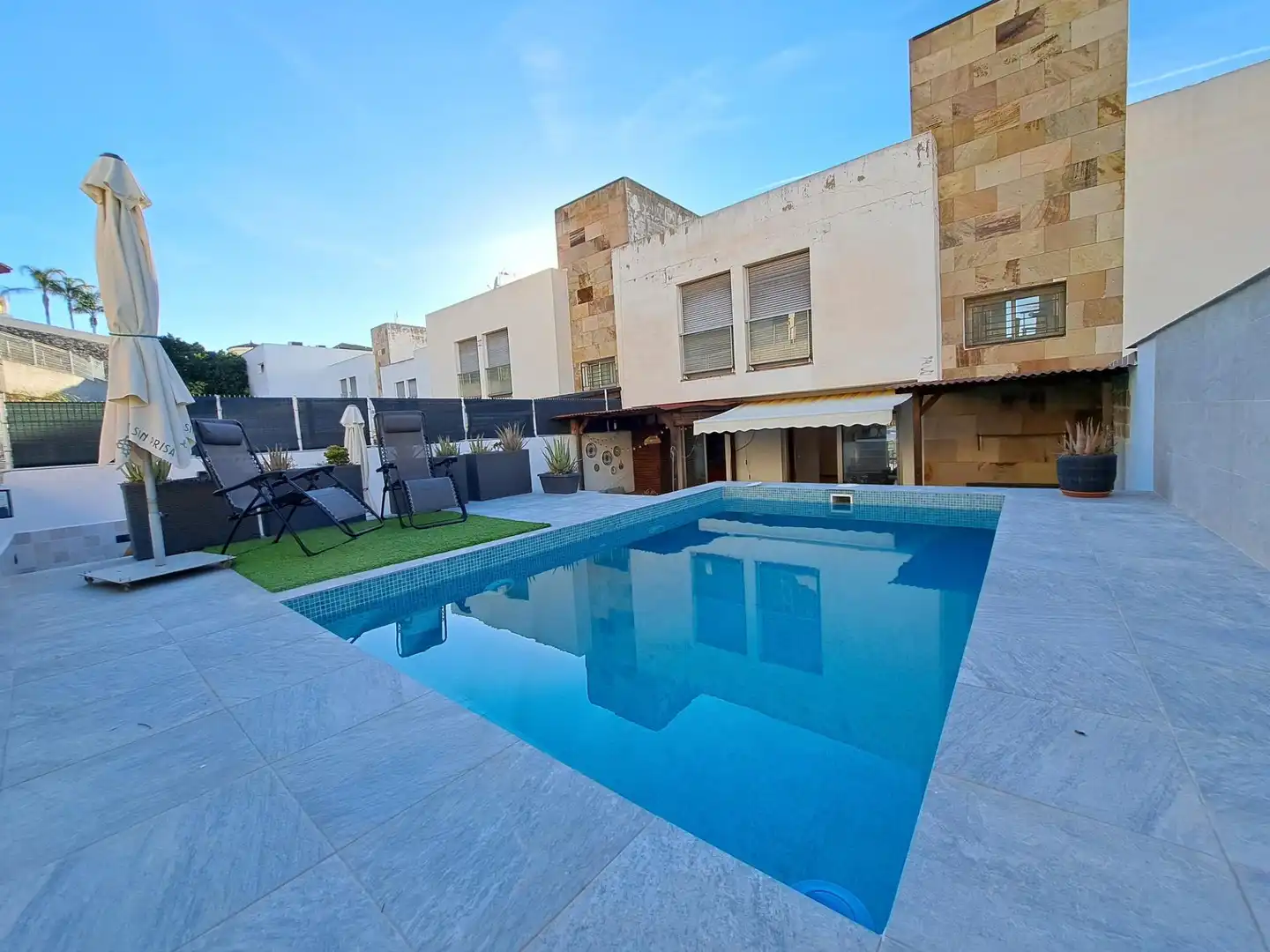 Maison mitoyenne avec piscine à vendre à Calle COMARQUES VALENCIANES