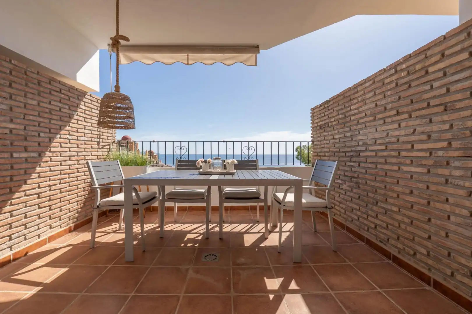 Terraza de Apartamento en venta en Almuñécar con Jardín privado, Terraza y Piscina comunitaria