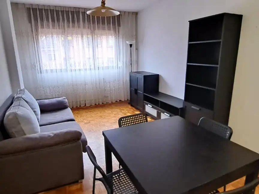 Wohnzimmer von Wohnung zur Miete in Vallobín - La Florida
