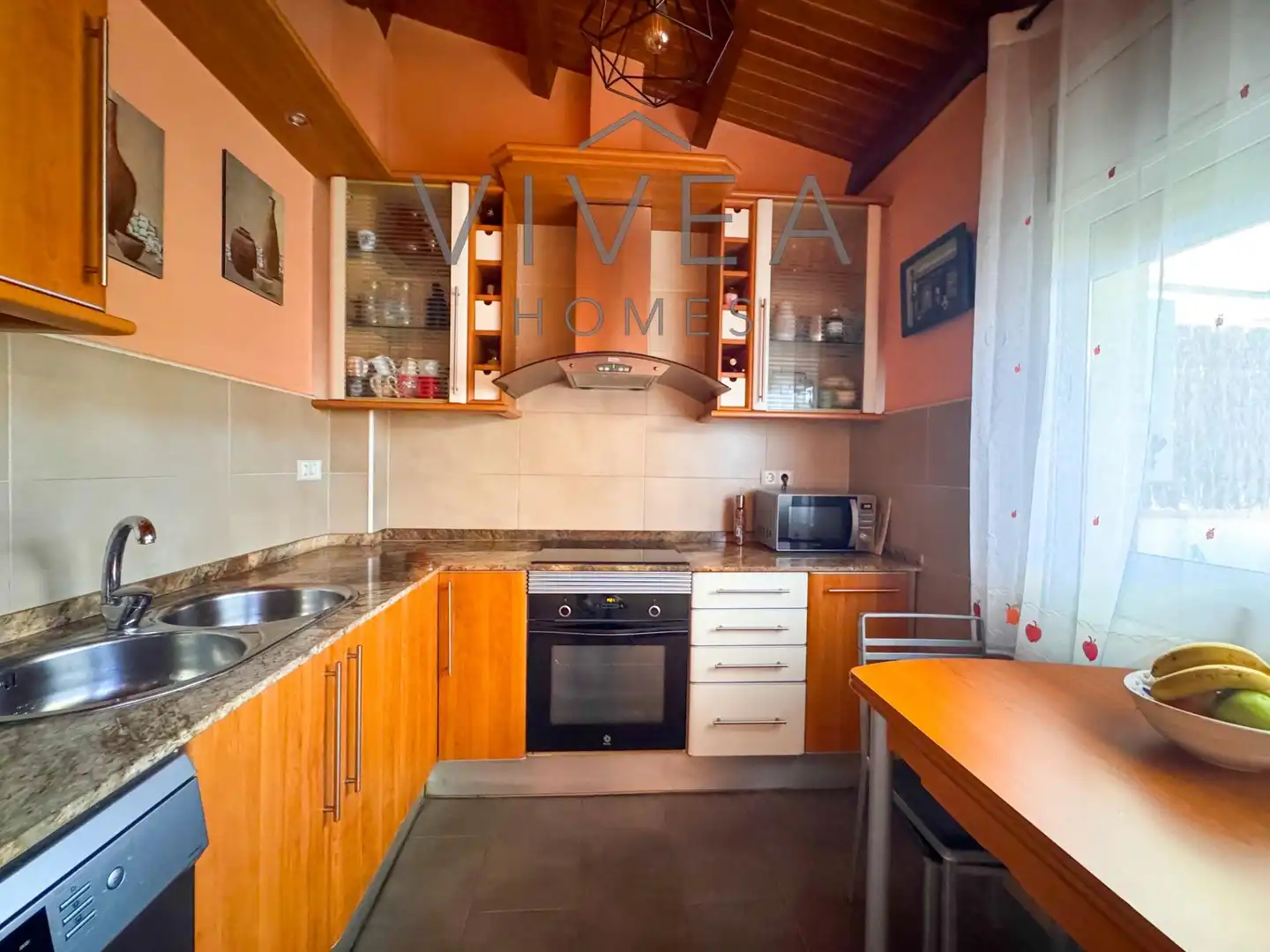 Cocina de Casa o chalet en venta en Sabadell con Aire acondicionado, Calefacción y Terraza