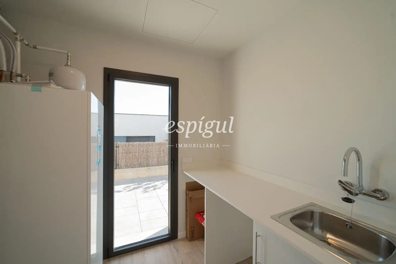 Kitchen of Houses for sale in Banyoles  with Heating, Private garden and Oven