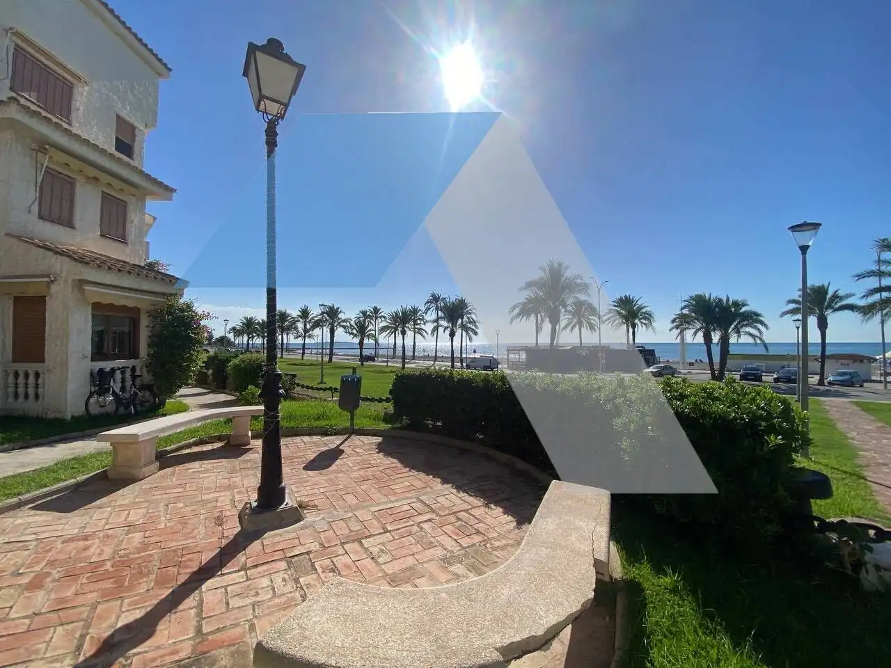 Außenansicht von Haus oder Chalet zum Verkauf in Santa Pola mit Klimaanlage, Heizung und Privatgarten