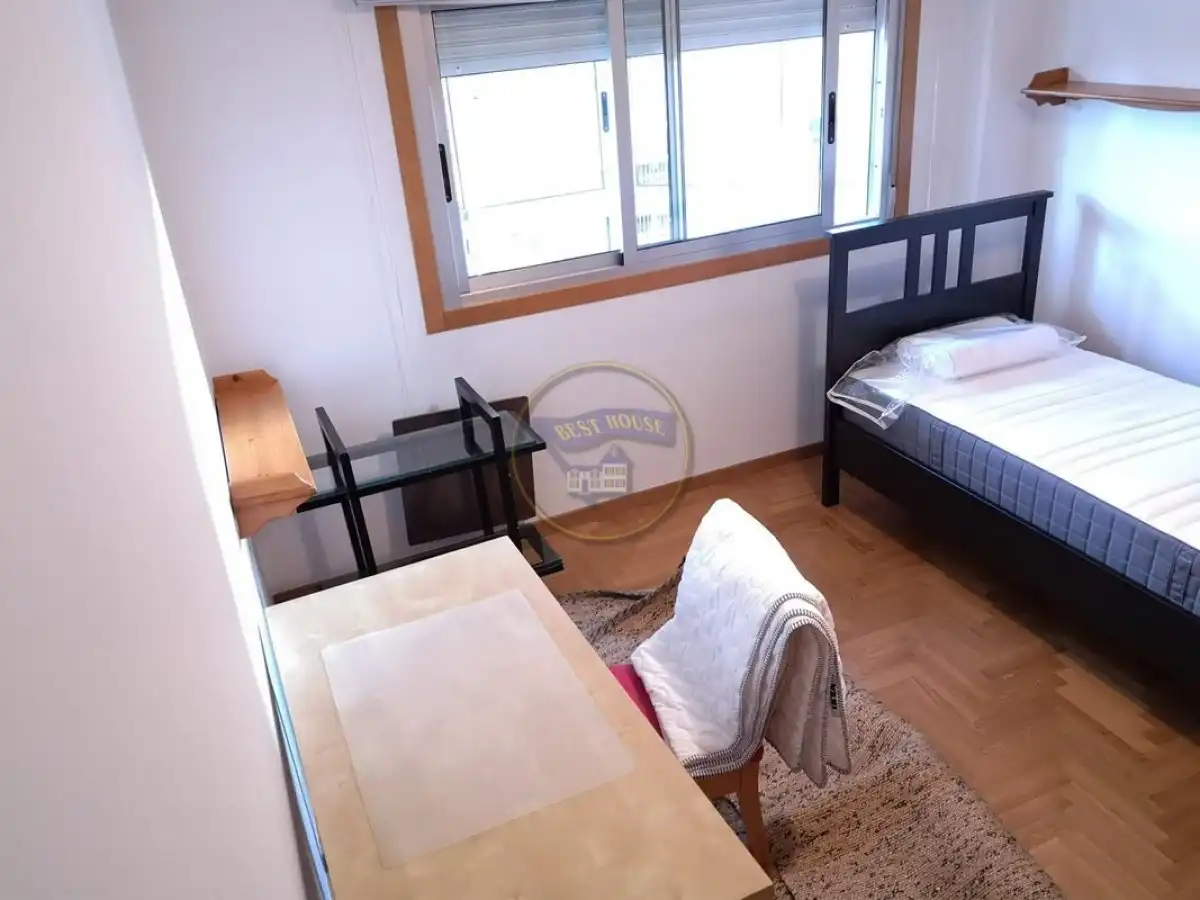 Bedroom of Flat for rent in Vigo   with Heating, Parquet flooring and Furnished