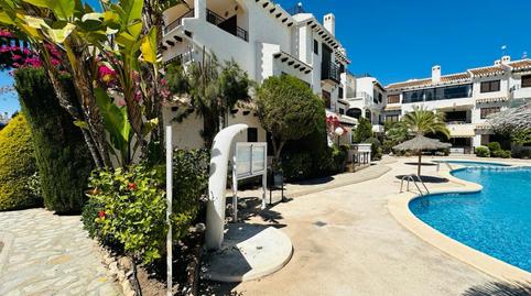 Foto 3 de Casa o chalet en venta en  Poniente-cabo Roig, 77, Cabo Roig, Orihuela