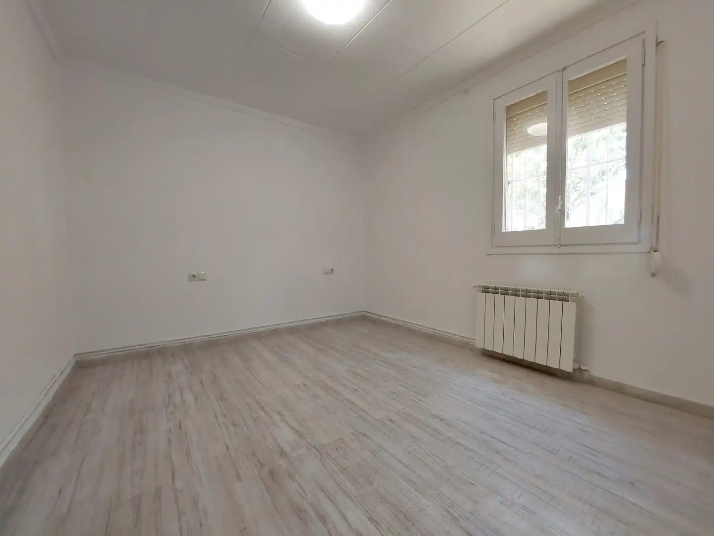 Habitación de Piso en venta en Sabadell con Calefacción, Parquet y Horno