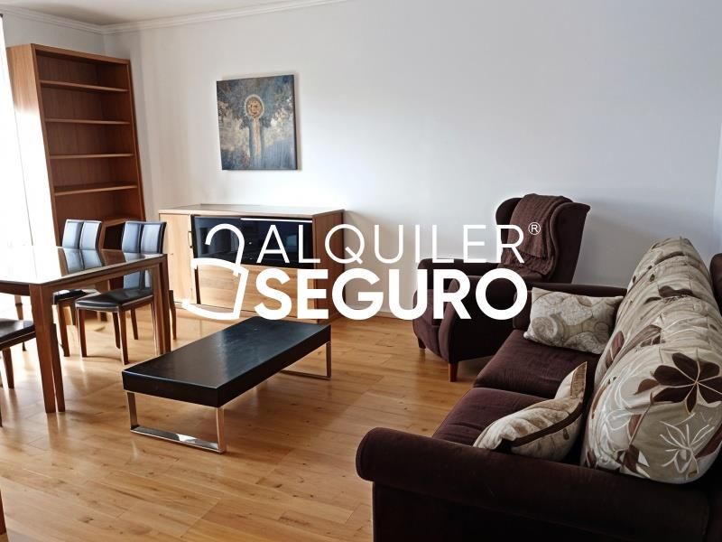 Sala de estar de Piso de alquiler en Burgos Capital con Calefacción y Amueblado