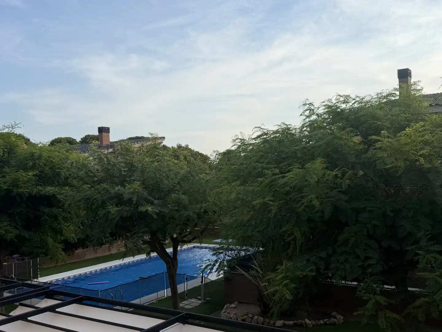 Piscina de Casa adosada en venda en Cambrils amb Aire condicionat, Calefacció i Jardí privat