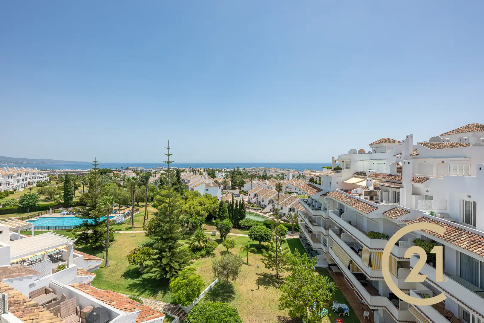 Vista exterior de Planta baja en venta en Marbella con Aire acondicionado, Terraza y Amueblado