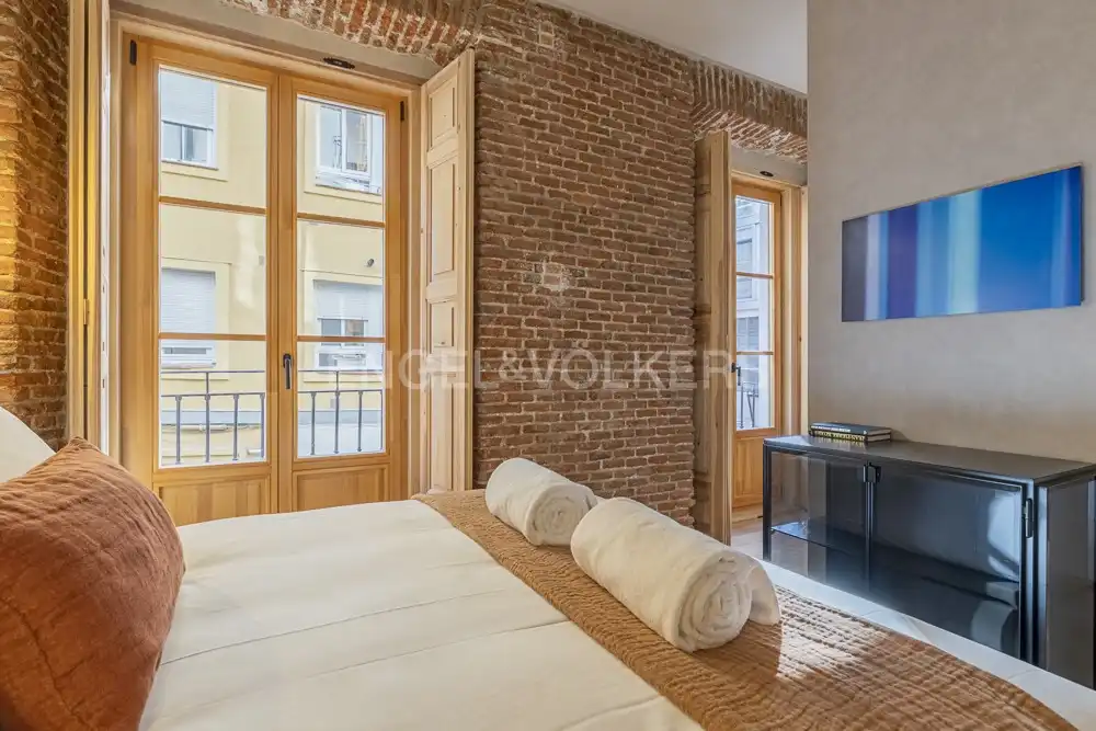 Bedroom of Flat for rent in Madrid  with Air Conditioner, Heating and Furnished