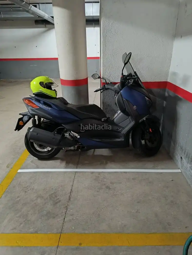Parking to rent in Carrer de Bosch i Cardellach 92
