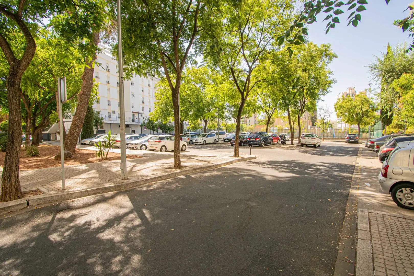 Exterior view of Flat for sale in Sevilla  with Air Conditioner