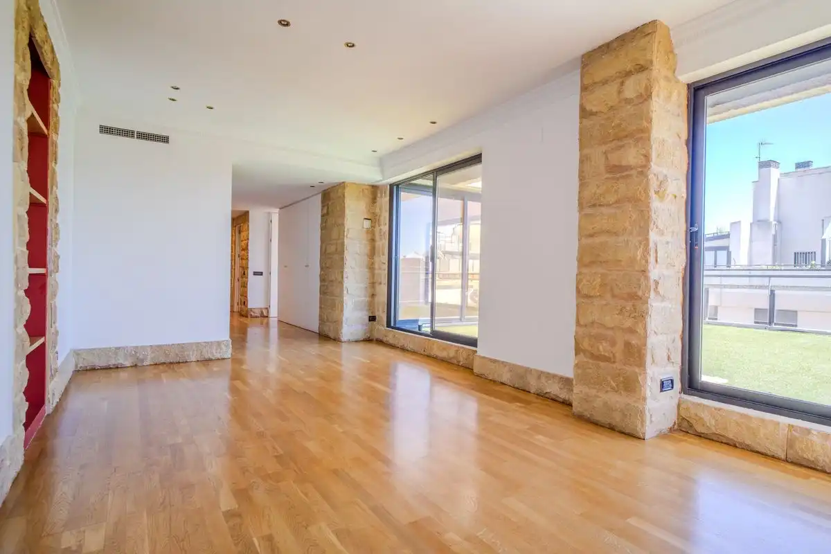 Attic for sale in Madrid  with Air Conditioner, Heating and Private garden