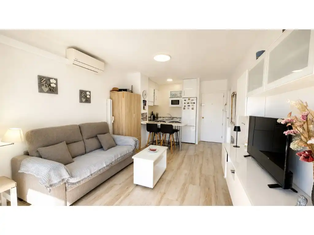 Sala de estar de Apartamento en venta en Empuriabrava