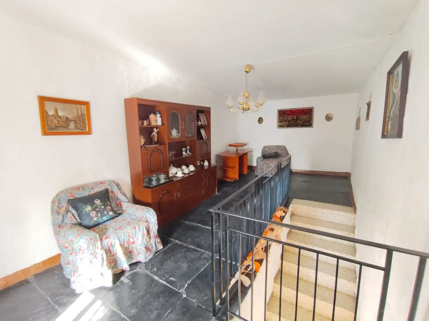 Houses for sale in La Calahorra  with Terrace, Storage room and Furnished