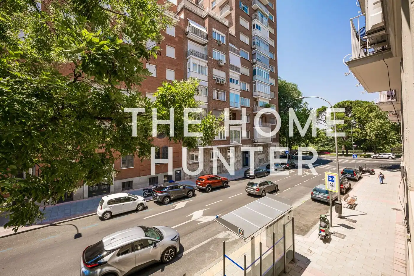 Exterior view of Flat for sale in Madrid  with Air Conditioner, Heating and Furnished