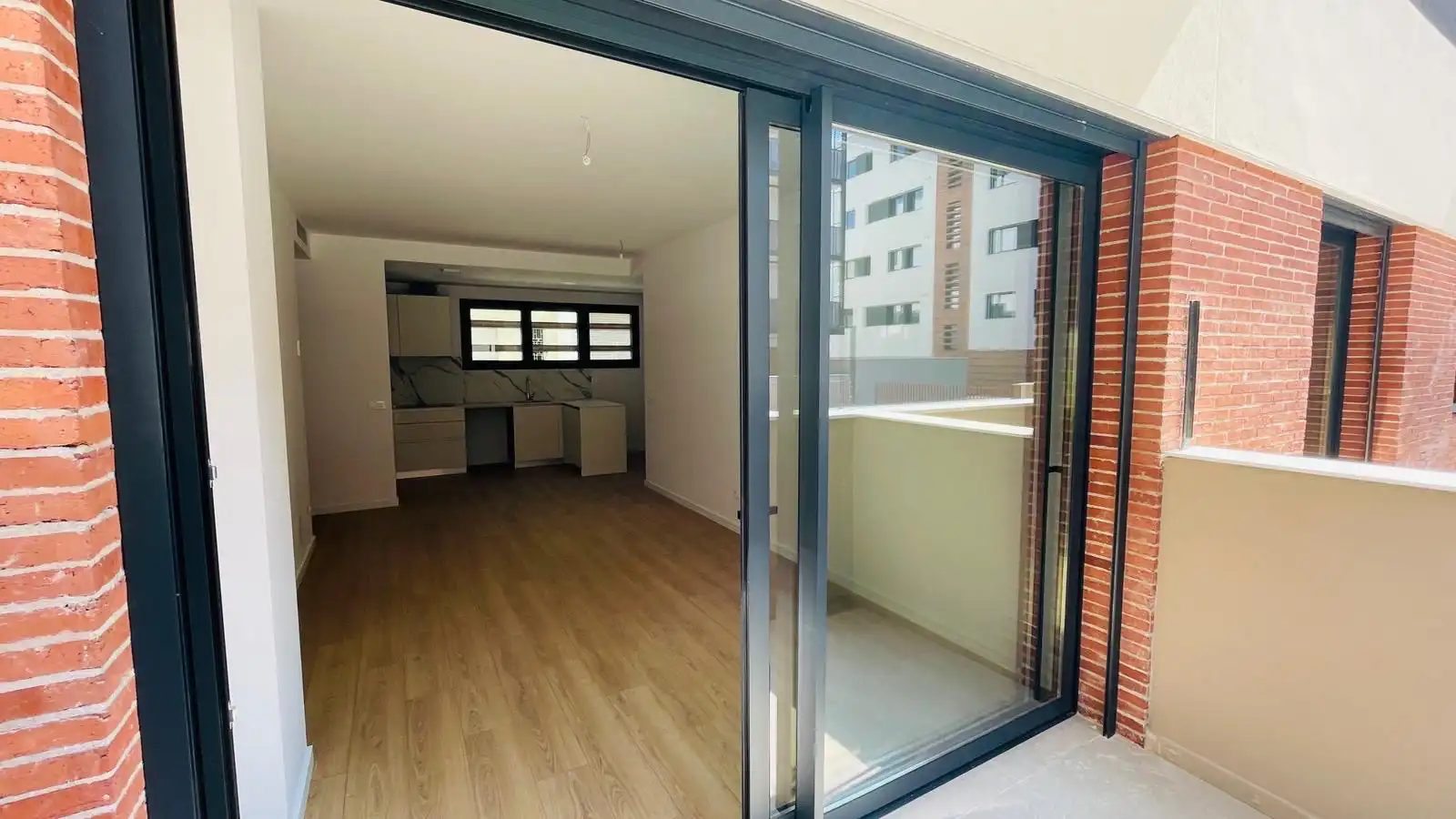 Terraza de Planta baja en venta en Granollers con Aire acondicionado, Calefacción y Jardín privado