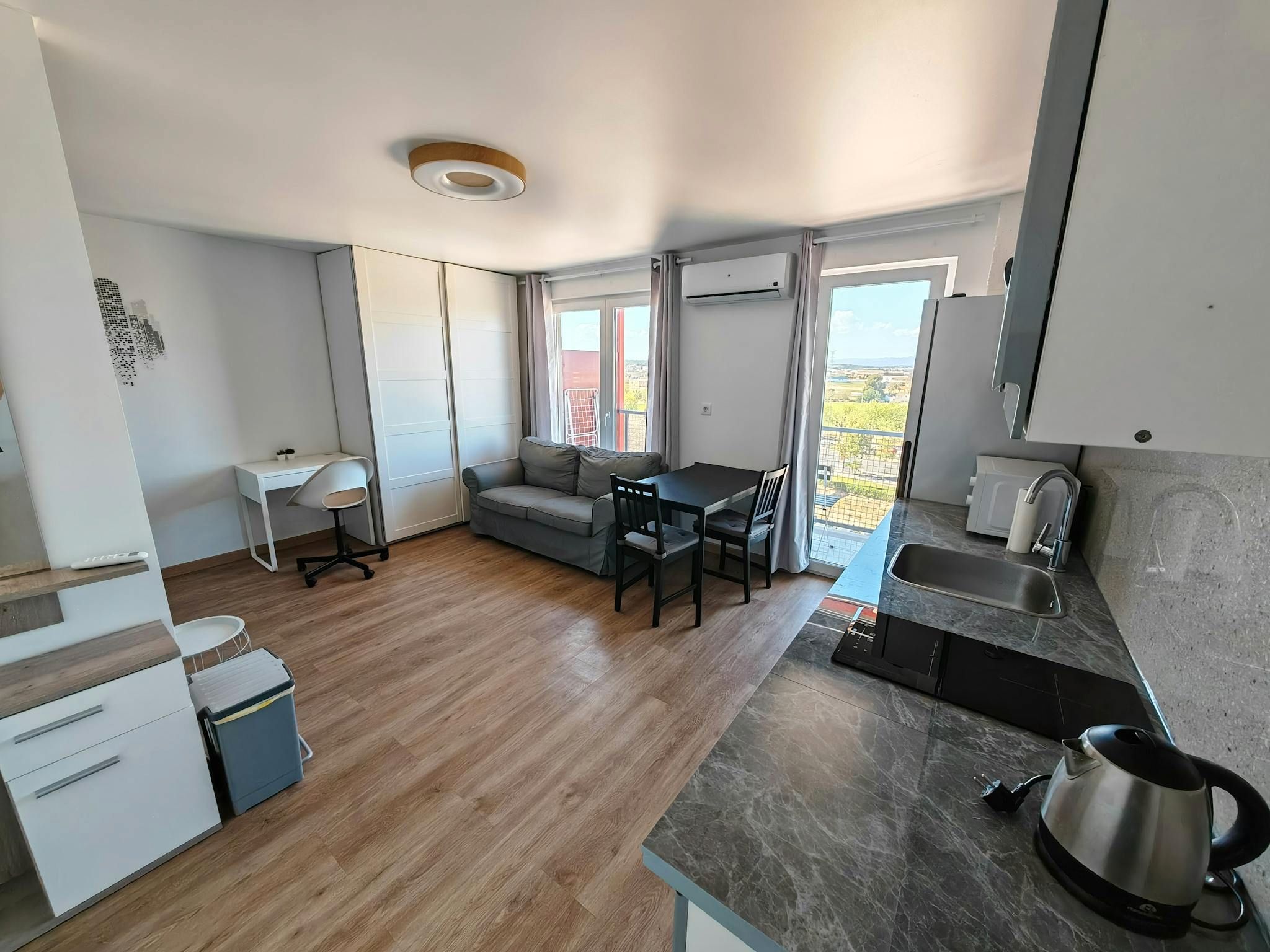 Dormitori de Pis de lloguer en  Valencia Capital amb Aire condicionat, Calefacció i Moblat