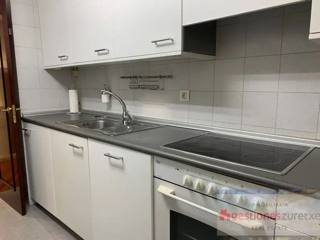 Habitación en Calle Auntzetxeta, Masustegi - Monte Caramelo
