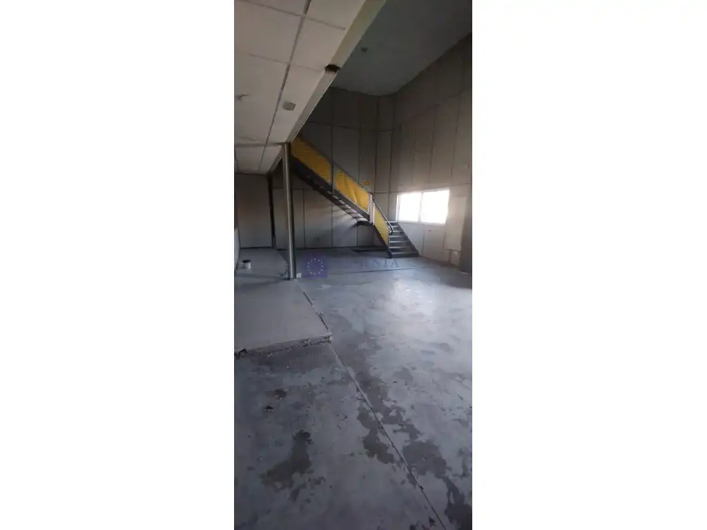 Nave industrial in vendita a Ruta de la Plata