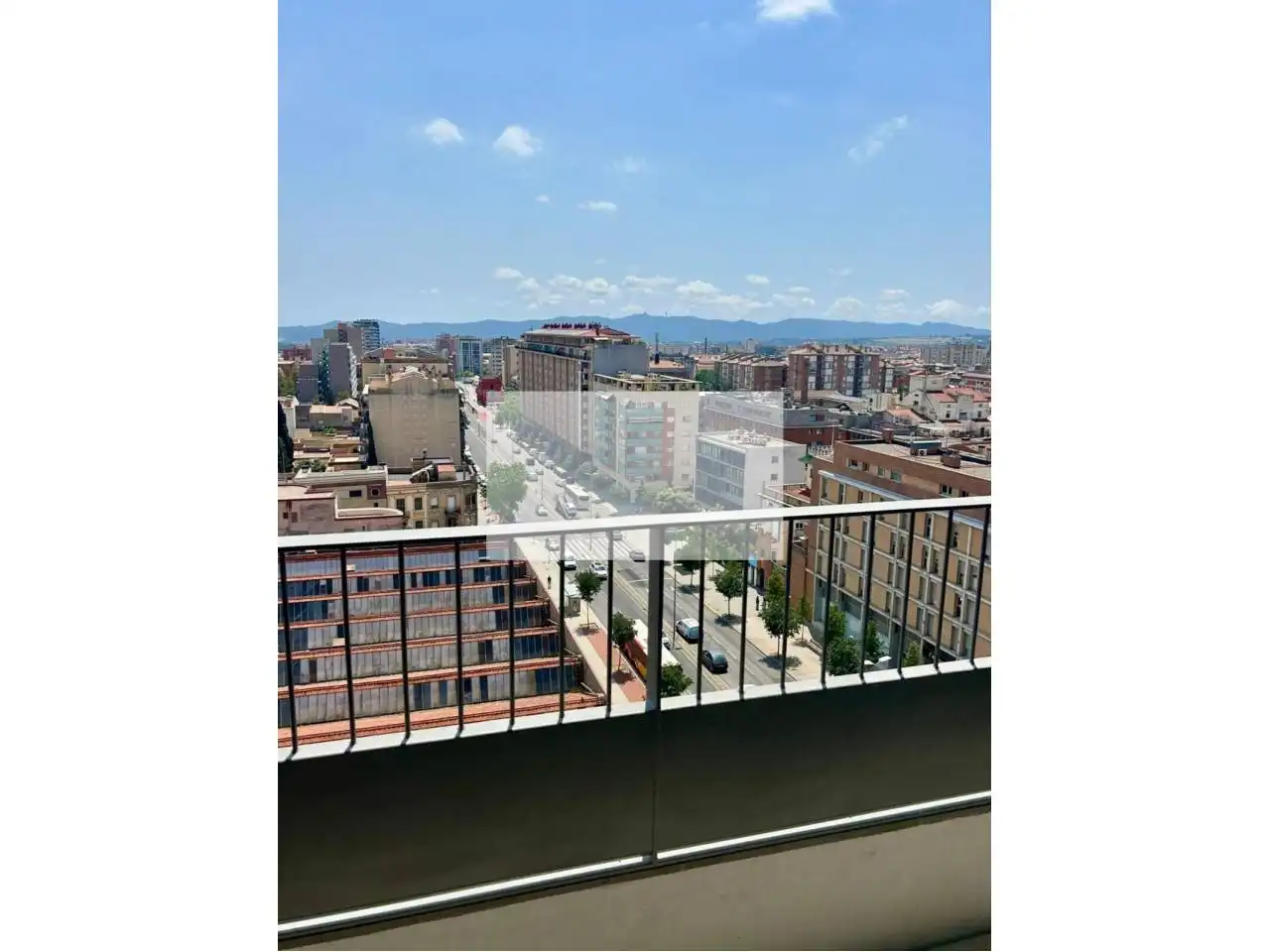 Exterior view of Flat for rent in Sabadell  with Air Conditioner, Heating and Parquet flooring