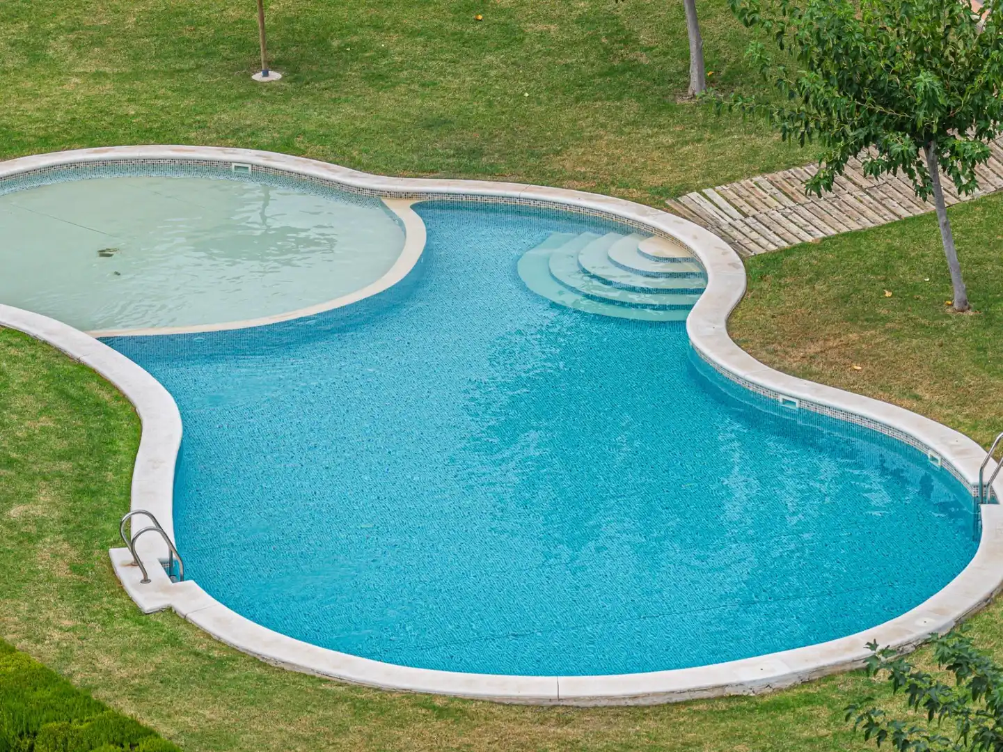 Swimming pool of Detached homes for sale in La Nucia  with Air Conditioner, Heating and Private garden