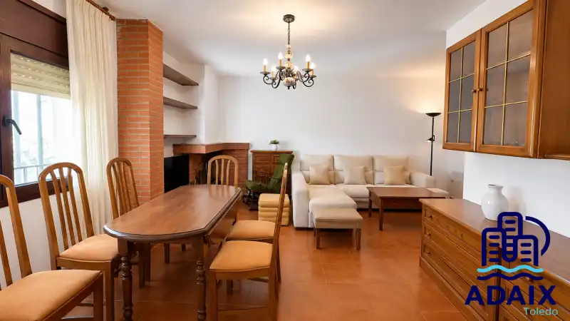 Sala de estar de Casa o chalet en venta en Noez con Aire acondicionado y Terraza