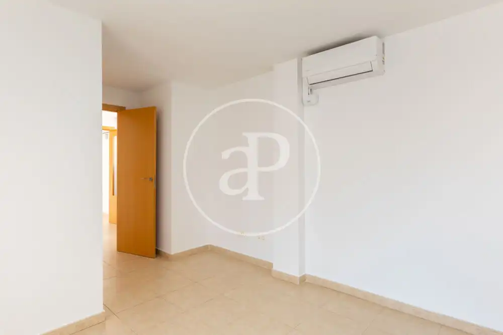 Wohnung zur Miete in Sagunto / Sagunt mit Klimaanlage, Heizung und Terrasse