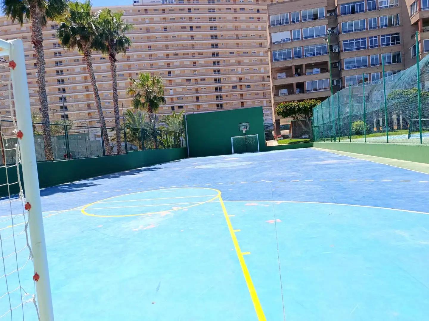 Parkplatz von Wohnungen zum Verkauf in Alicante / Alacant mit Klimaanlage, Heizung und Alarm