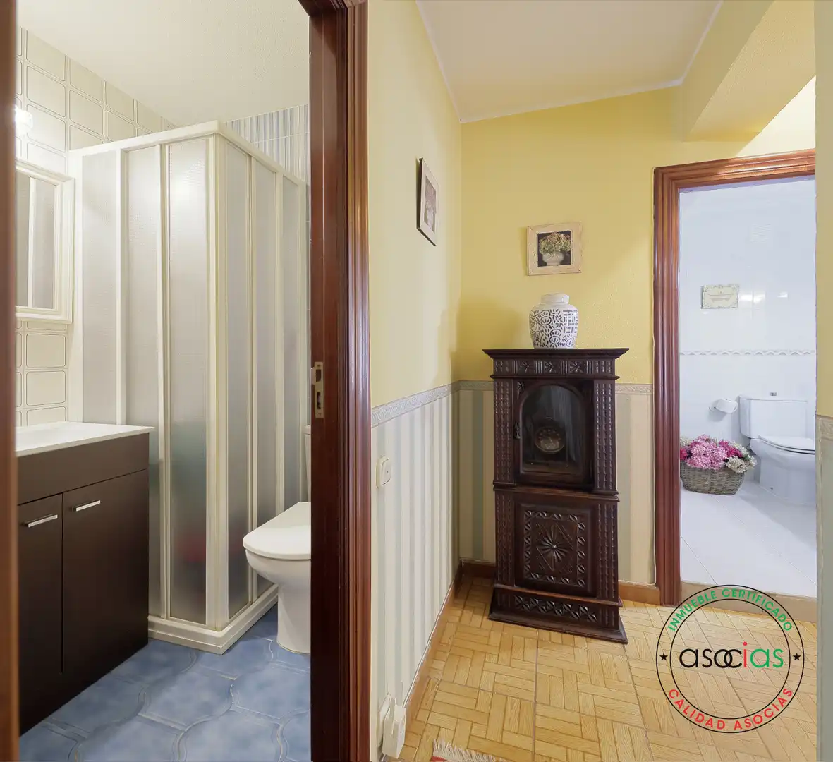 Bathroom of Flat for sale in Gijón   with Heating