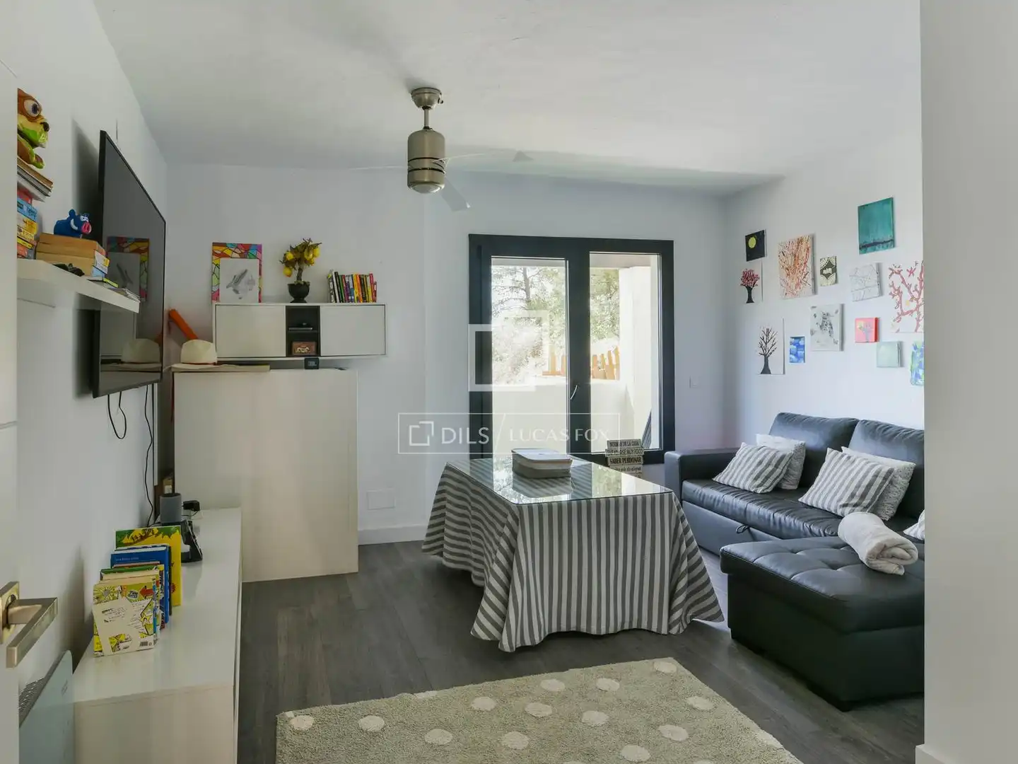 Sala de estar de Casa o chalet en venta en Málaga con Aire acondicionado, Calefacción y Jardín privado