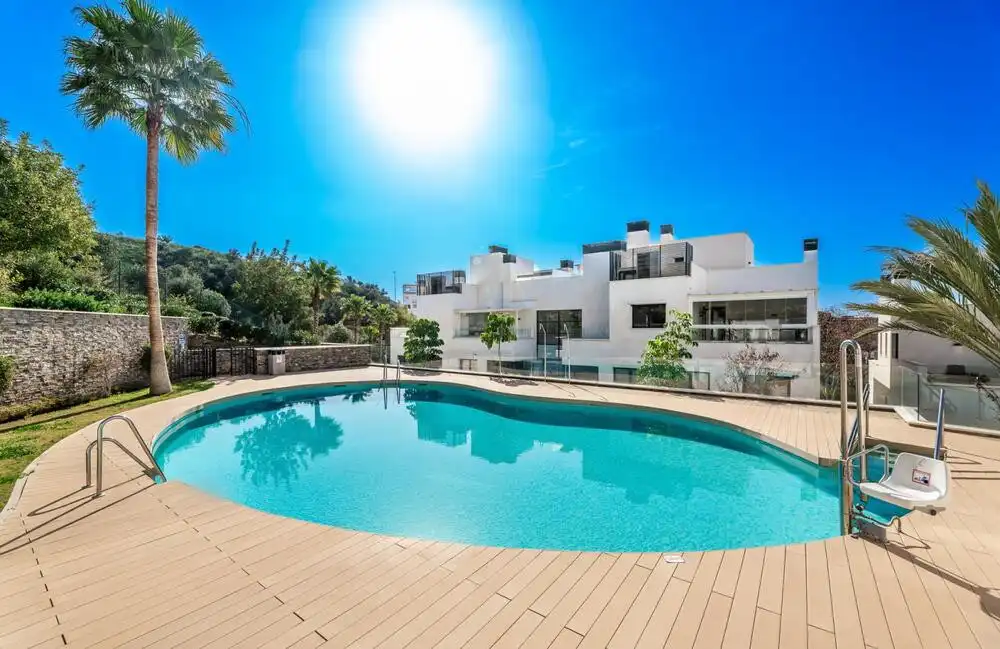 Piscina de Apartamento de alquiler en Marbella con Aire acondicionado, Terraza y Trastero