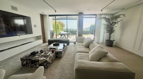 Foto 5 de Casa adosada en venta en Herrojo el, La Quinta, Benahavís