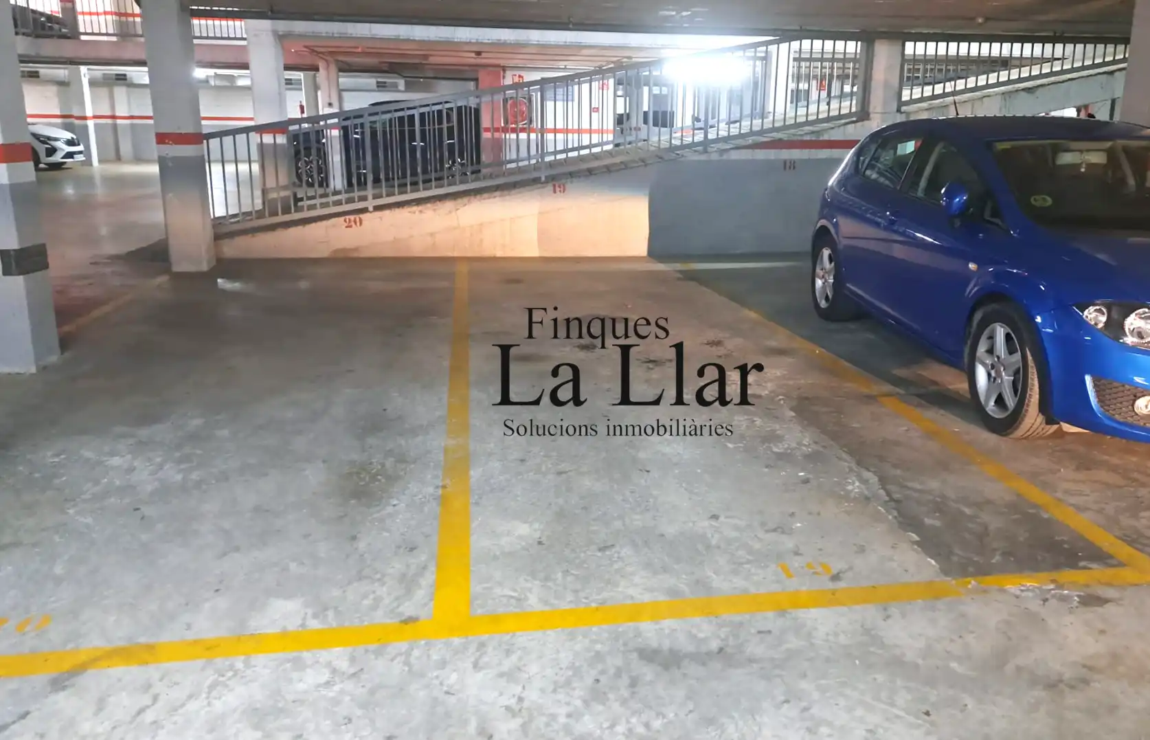 Parkplatz von Garage zum Verkauf in Viladecans