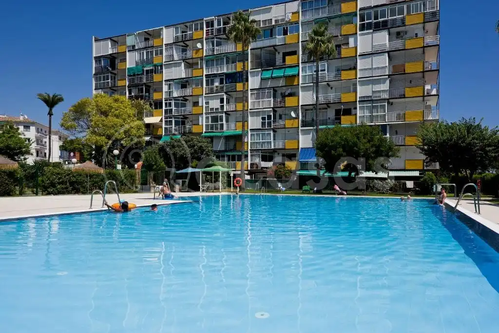 Piscina de Apartament en venda en Benalmádena amb Aire condicionat, Calefacció i Terrassa