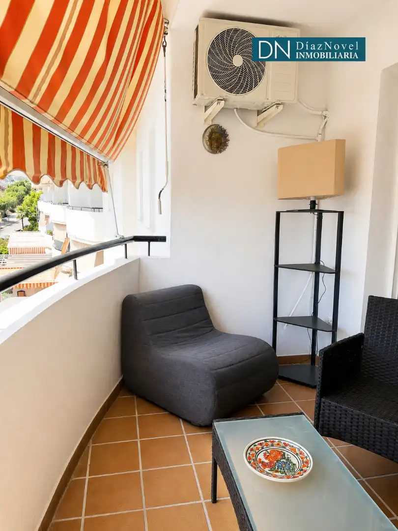 Terraza de Piso de alquiler en Rincón de la Victoria con Aire acondicionado, Terraza y Amueblado