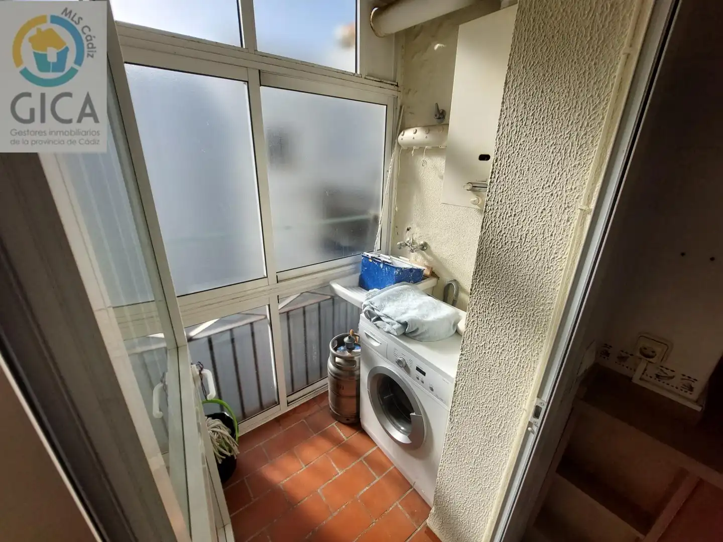 Balcony of Flat for sale in Algeciras  with Air Conditioner
