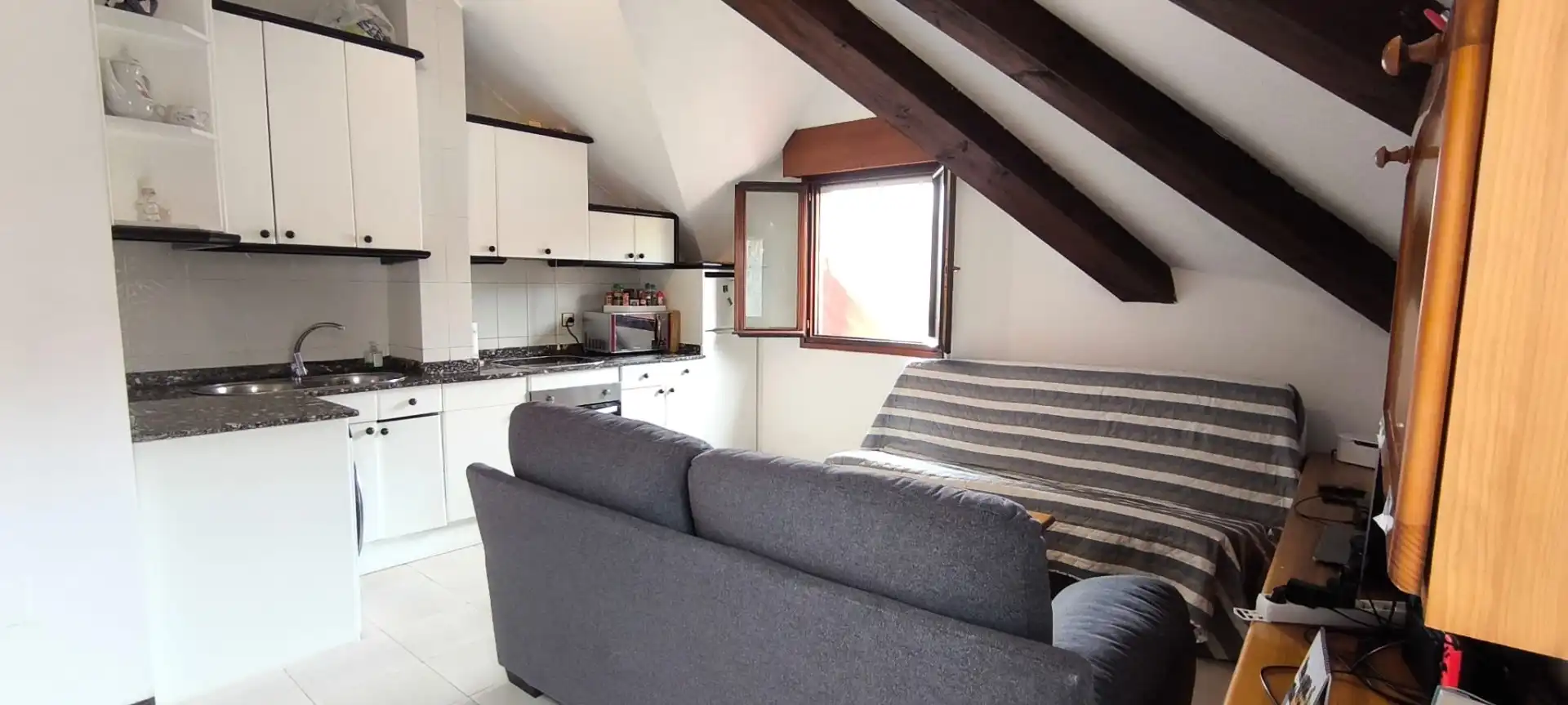 Sala d'estar de Àtic en venda en Ribamontán al Mar amb Terrassa