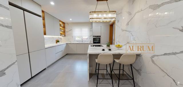 Casa adosada en Venta en El Soto de la Moraleja