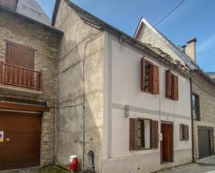 Vista exterior de Casa o xalet en venda en Vielha e Mijaran amb Terrassa i Traster