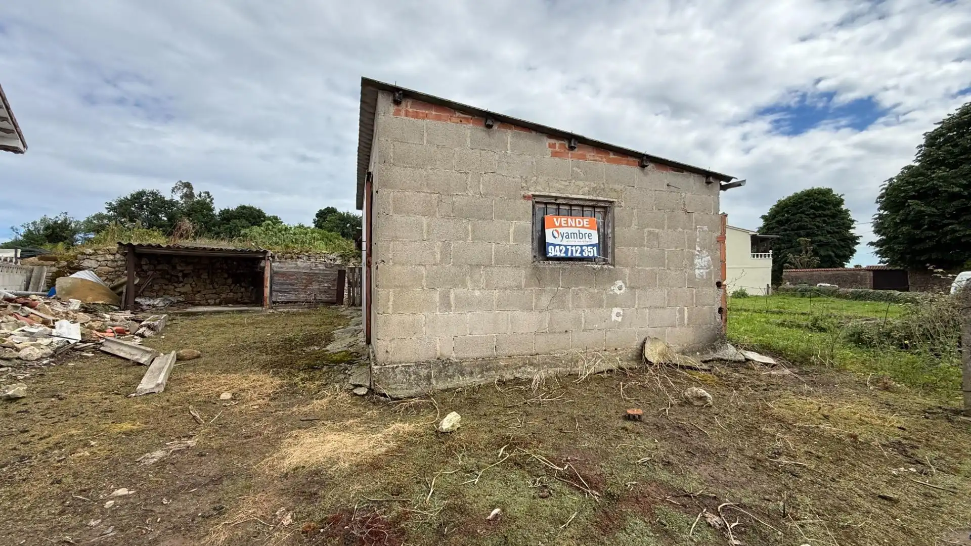 Vista exterior de Residencial en venta en Reocín