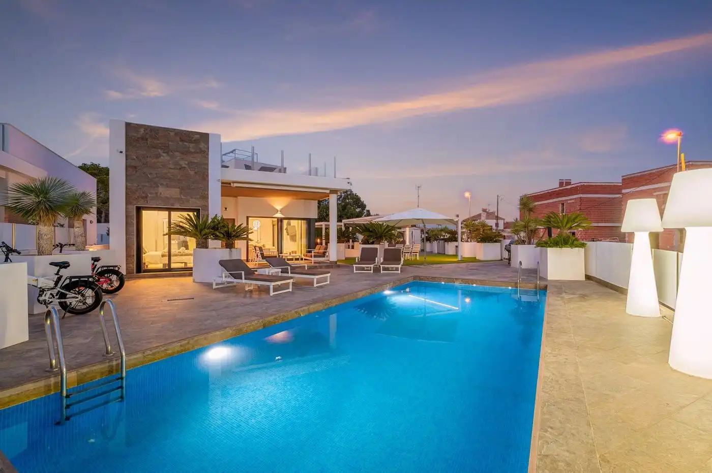 Villa avec piscine à vendre à Orihuela Costa
