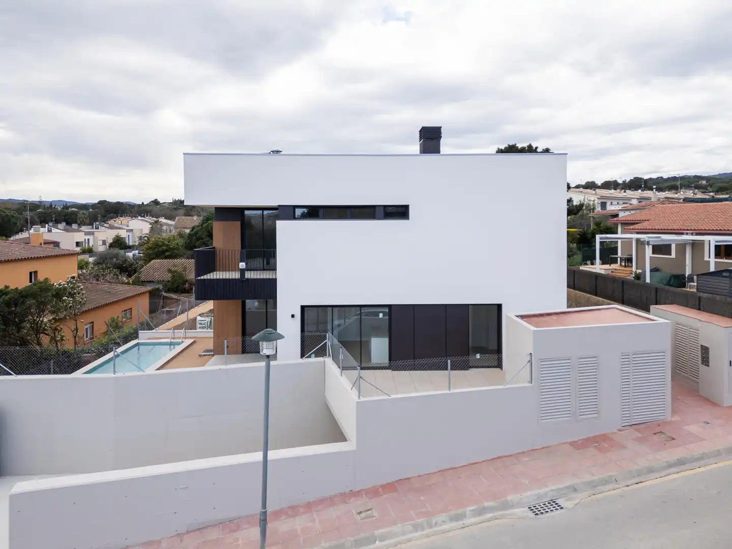 Außenansicht von Haus oder Chalet zum Verkauf in Palamós mit Klimaanlage, Heizung und Privatgarten