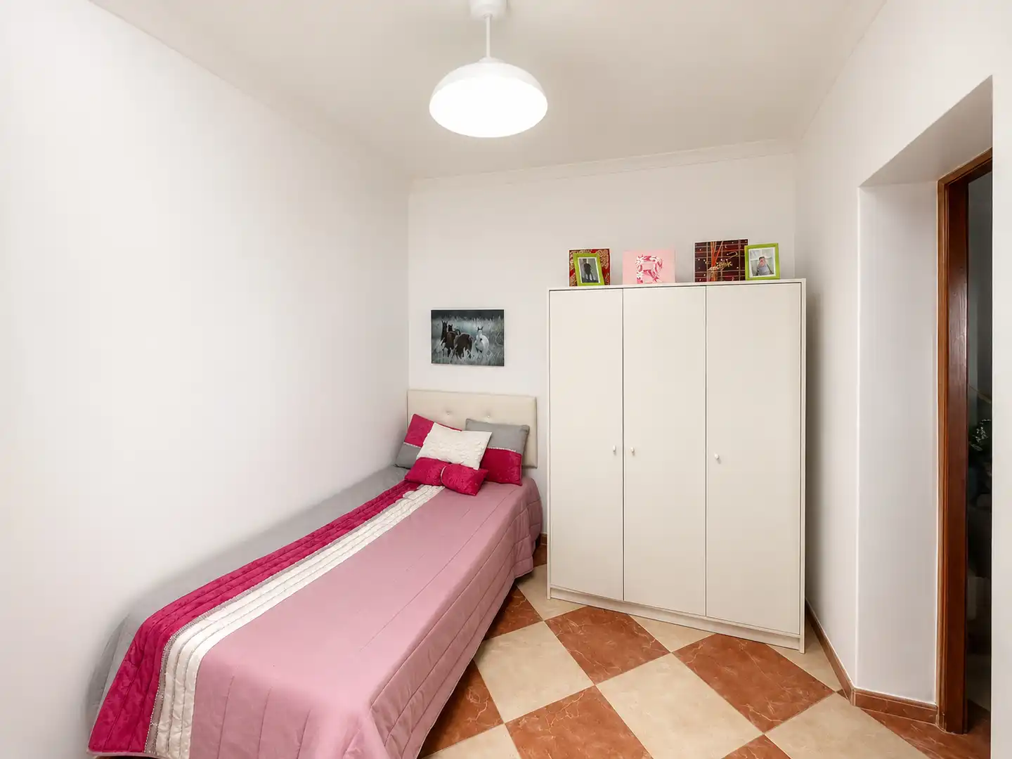 Habitación de Casa o chalet en venta en Castilleja de Guzmán con Aire acondicionado, Calefacción y Terraza
