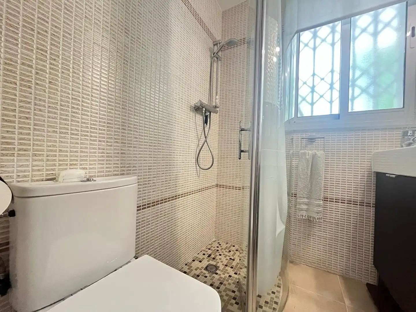 Baño de Dúplex en venta en Sitges con Aire acondicionado, Calefacción y Terraza