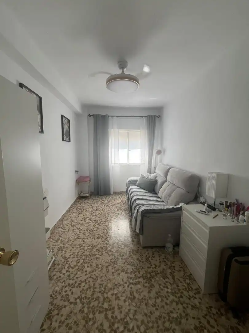 Habitación de Piso en venta en Málaga con Terraza y Amueblado