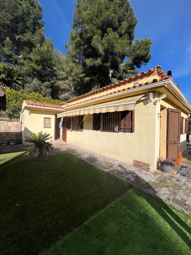 Vista exterior de Finca rústica en venda en L'Aleixar amb Calefacció, Jardí privat i Piscina